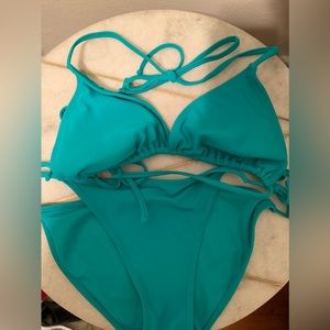 NEW FOREVER 21 BATHING SUIT SIZE M